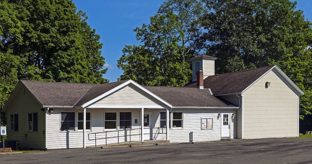 Elizabeth Libby Mckee Kinderhook Ny Real Estate Gallatin Ny Town Hall1 Elizabeth “Libby” McKee