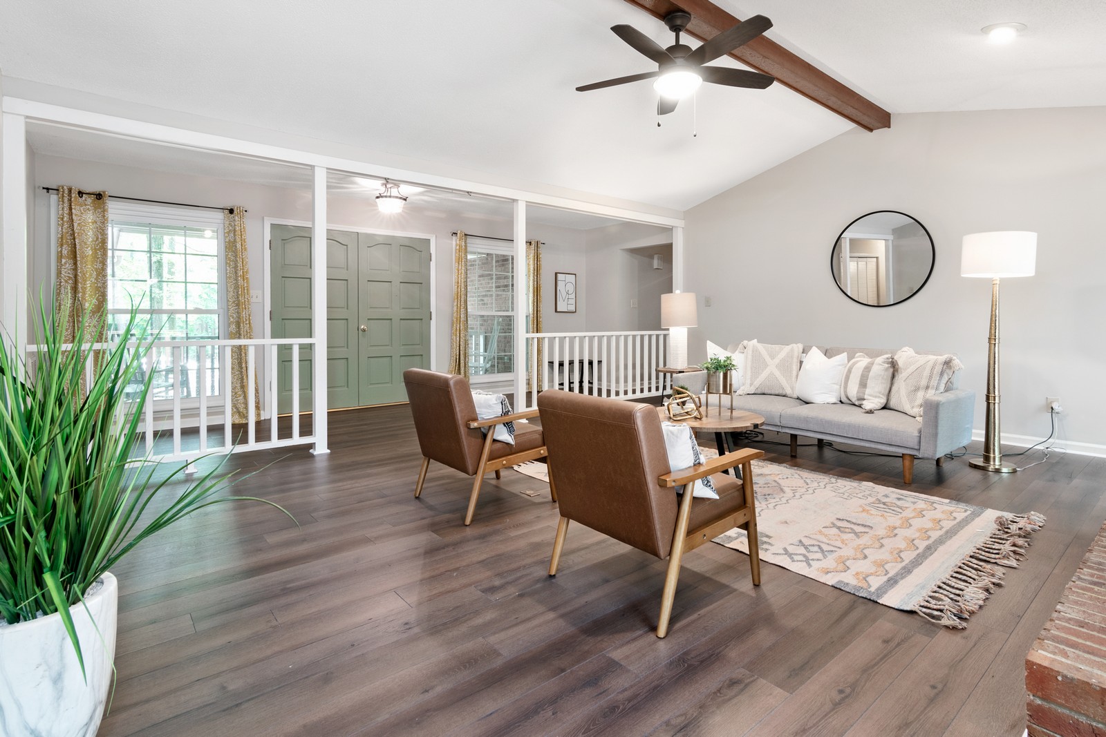 Solera Chandler Jill Dames