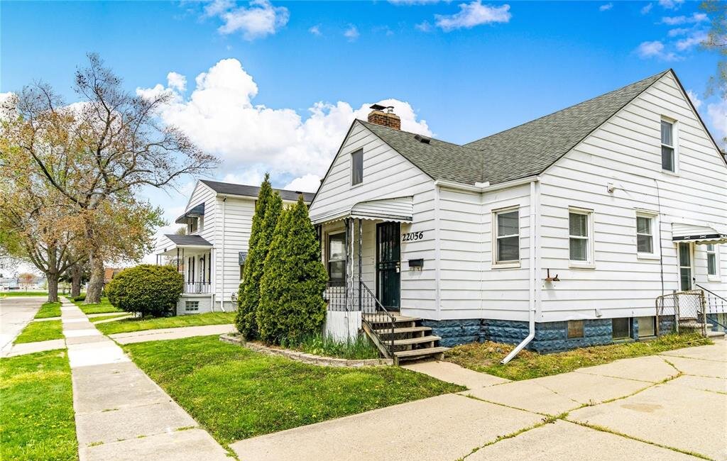 Designed Living Real Estate Eastpointe Mi Halfway Little Farms 01 Eastpointe Mi