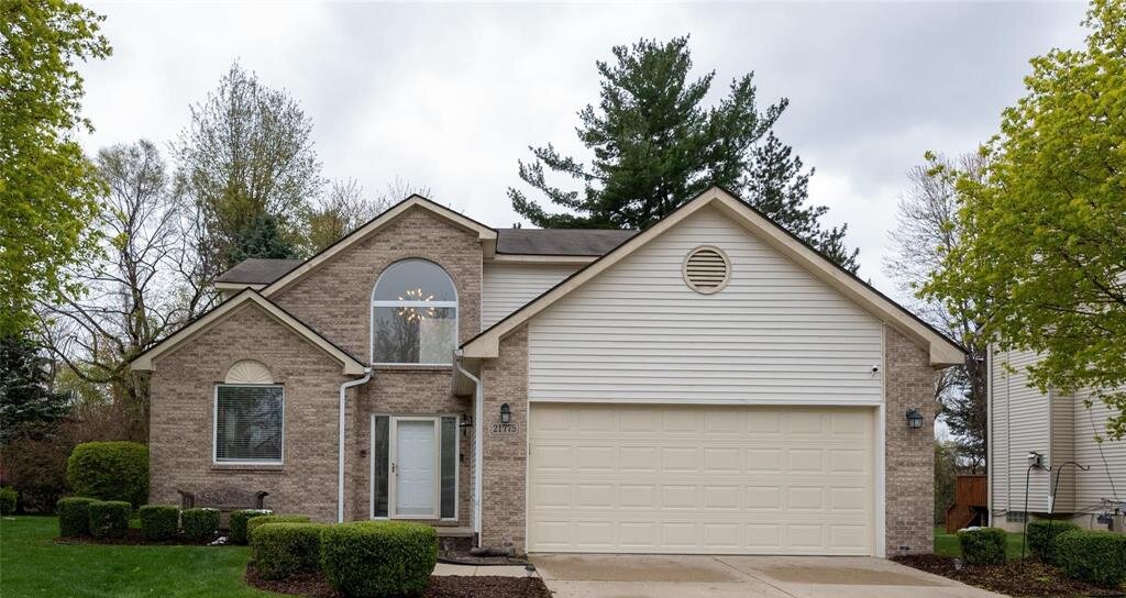 Designed Living Real Estate Southfield Mi Plum Hollow Woods Southfield Mi
