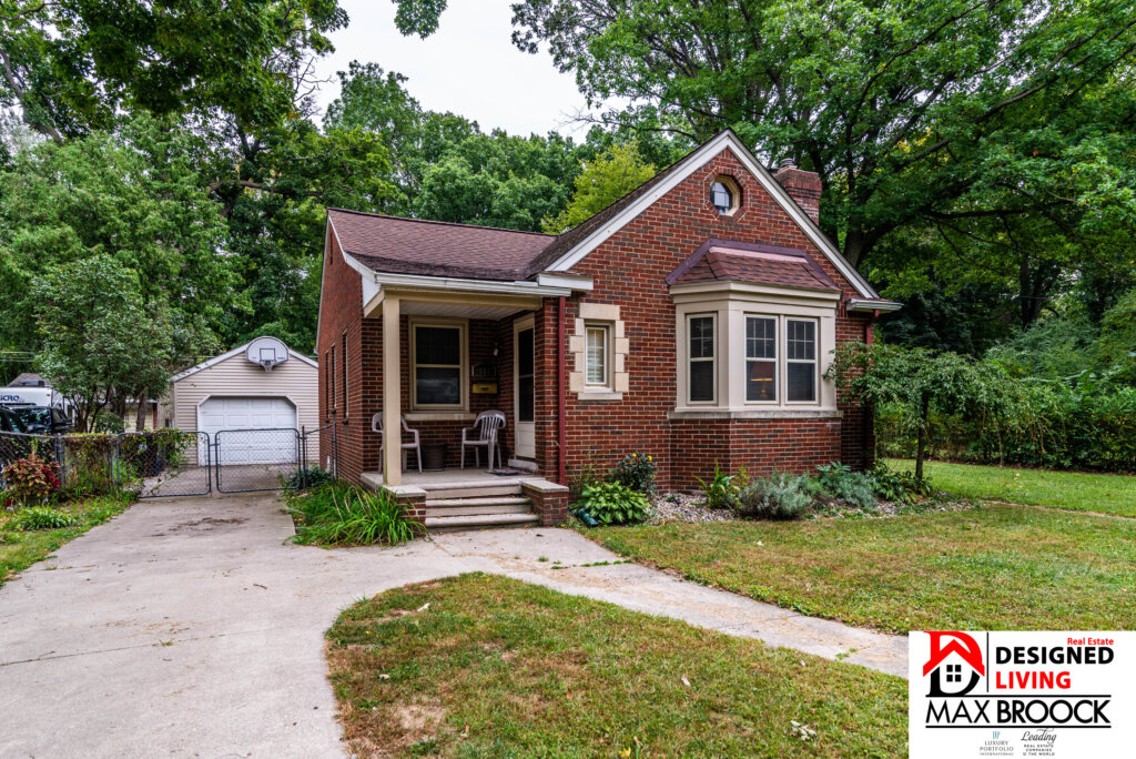 Designed Living Real Estate Redford Twp, MI Ranch