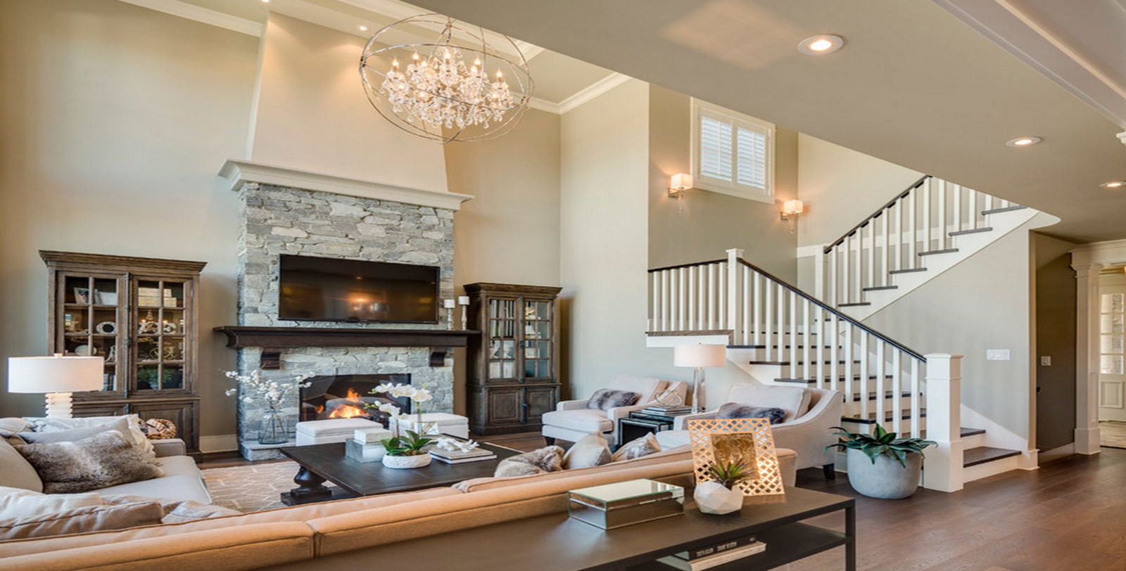 Anchorage Rhonda Richie, Realtor®, CLHMS (Guild), CRS, GRI