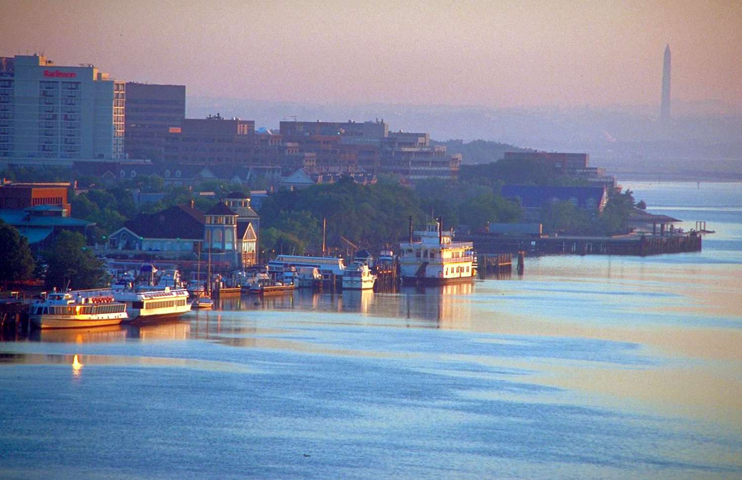 Lou Rangel Arlington Va Alexandria Waterfront W Washington Memorial 56a237a95f9b58b7d0c7fe3e