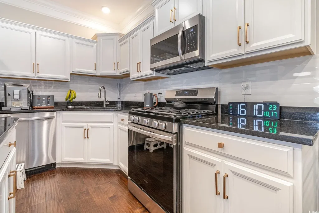 Robert Mcculloch Conway Sc 2c099948ce516b2f13a2e6908b1f9bb8 Uncropped Scaled Within 1536 1152